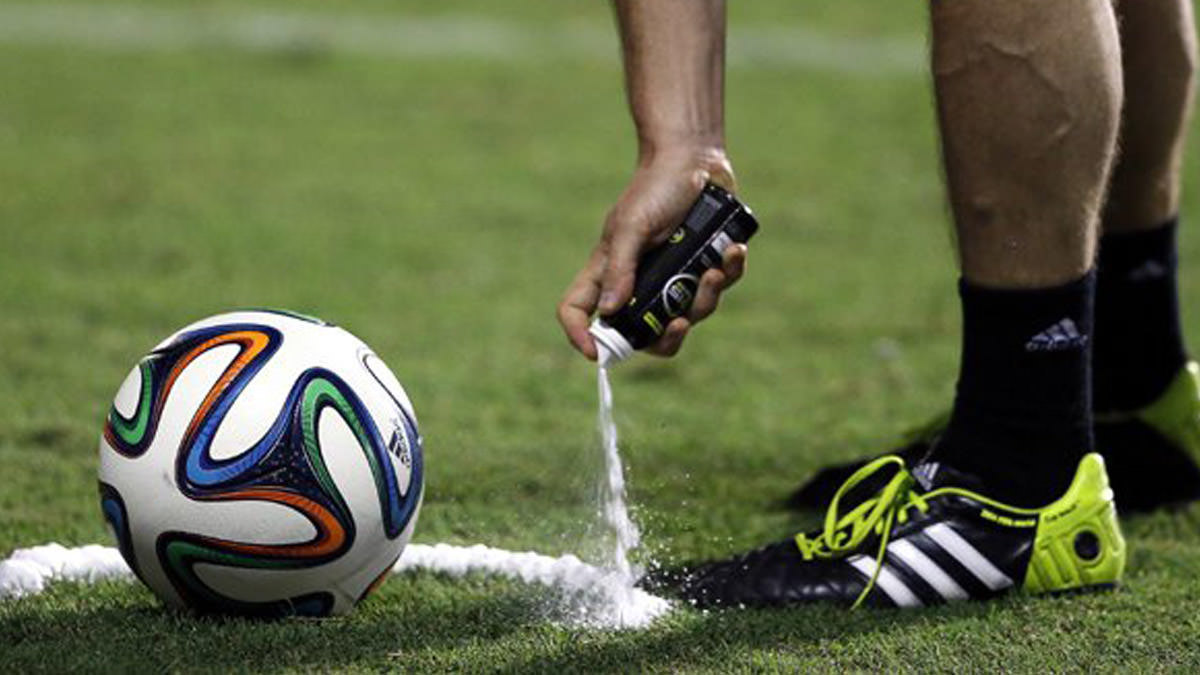 FIFA 16 Ref Spray